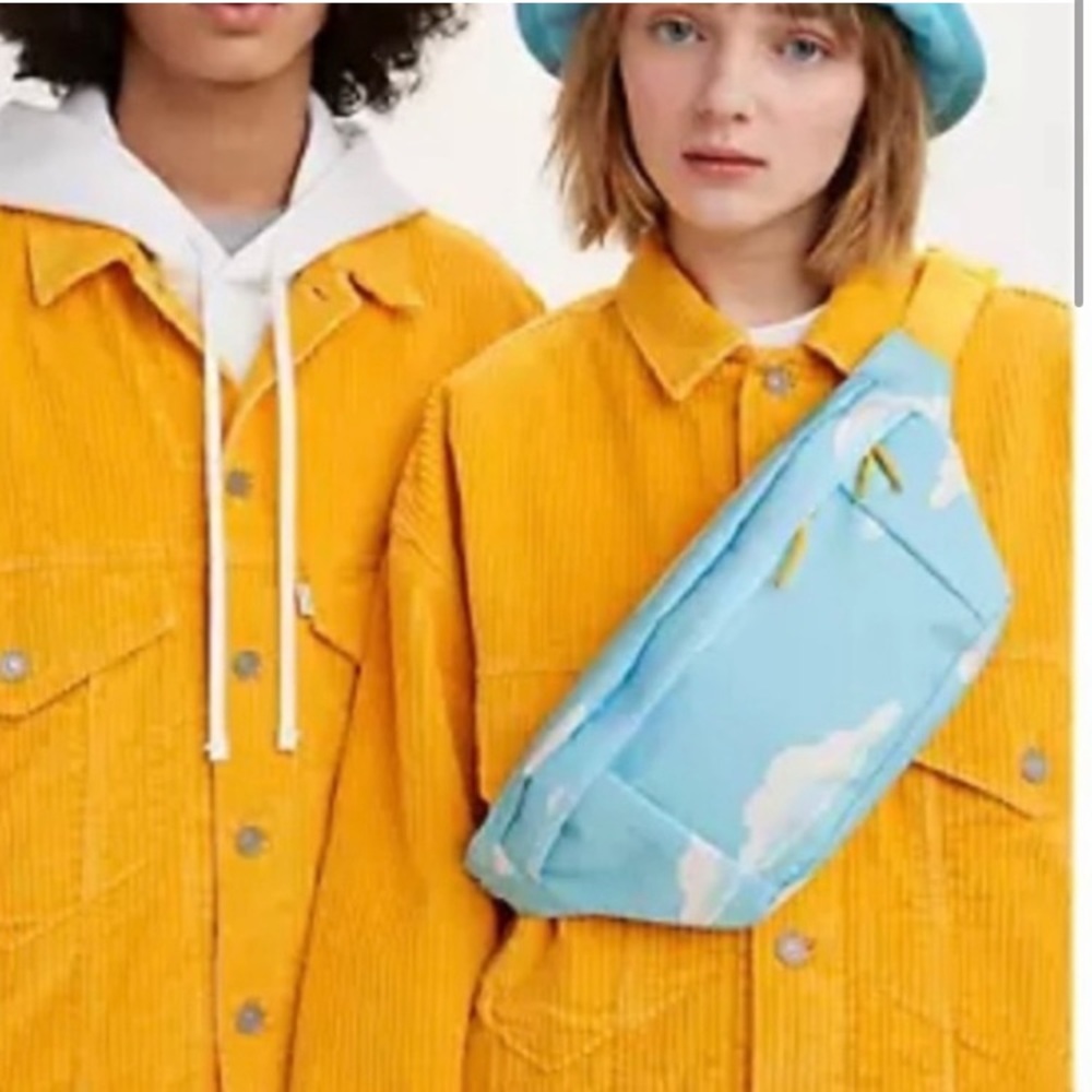 Levi’s x The Simpsons Cloud Medium Banana Sling Belt Bag Fanny Pack